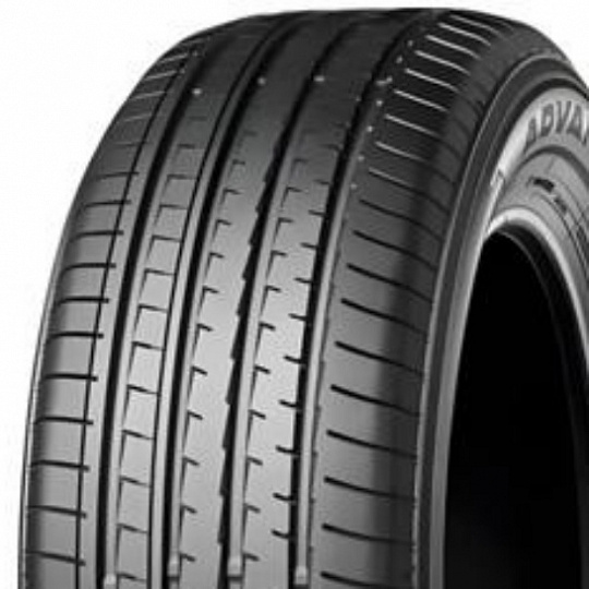 Yokohama Advan V61 235/55 R 18 104V